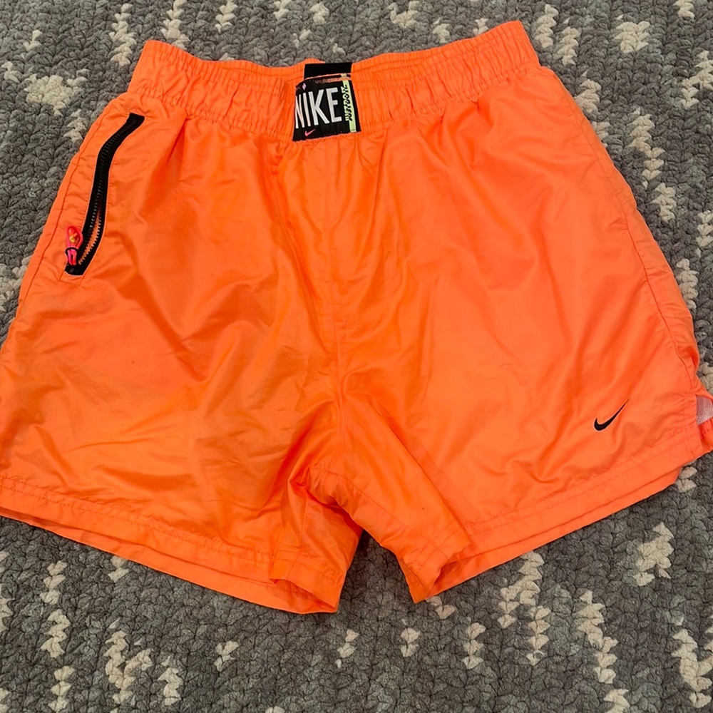 Nike Women’s boxing workout shorts size small